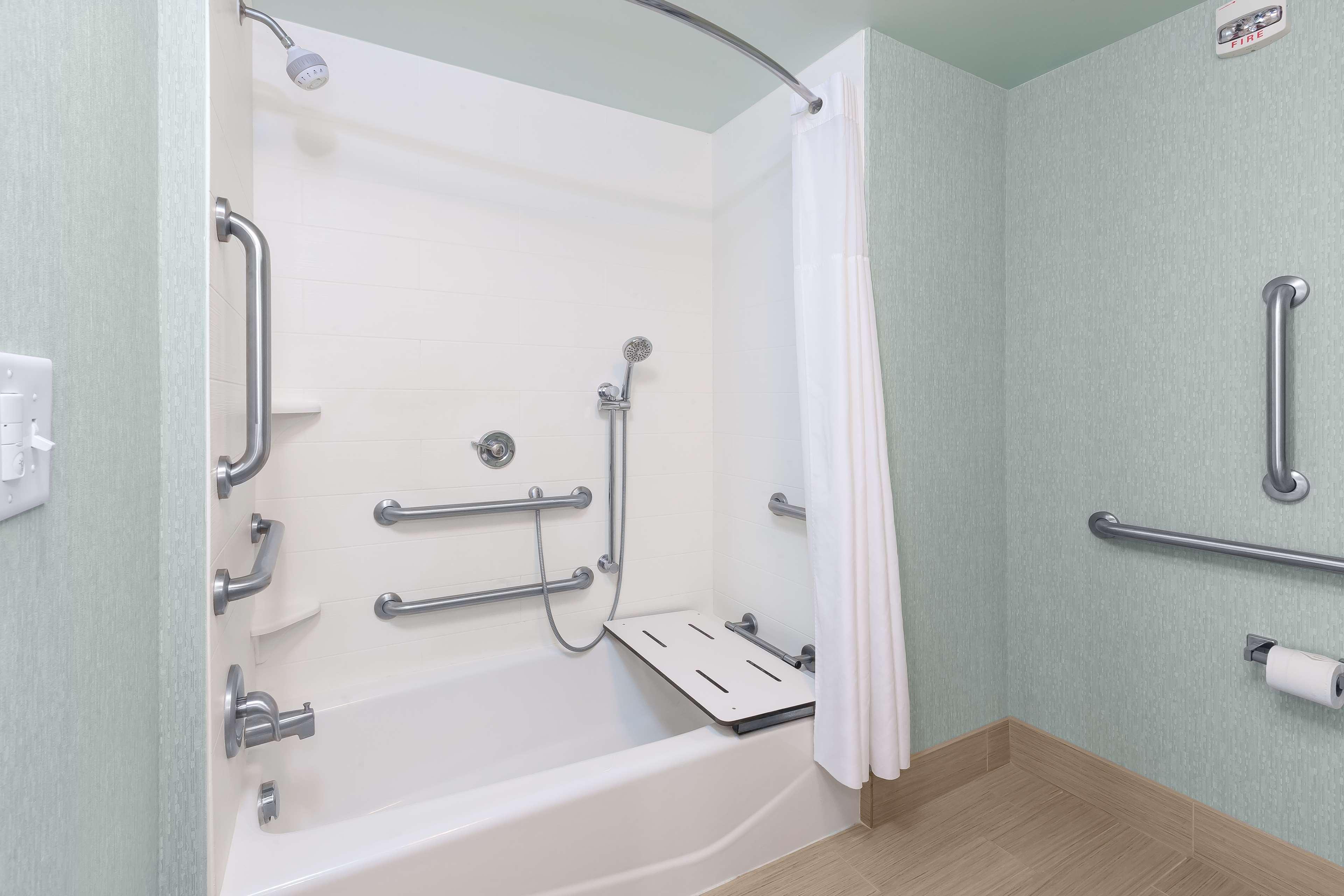 Hampton Inn & Suites By Hilton Carolina Beach Oceanfront Extérieur photo