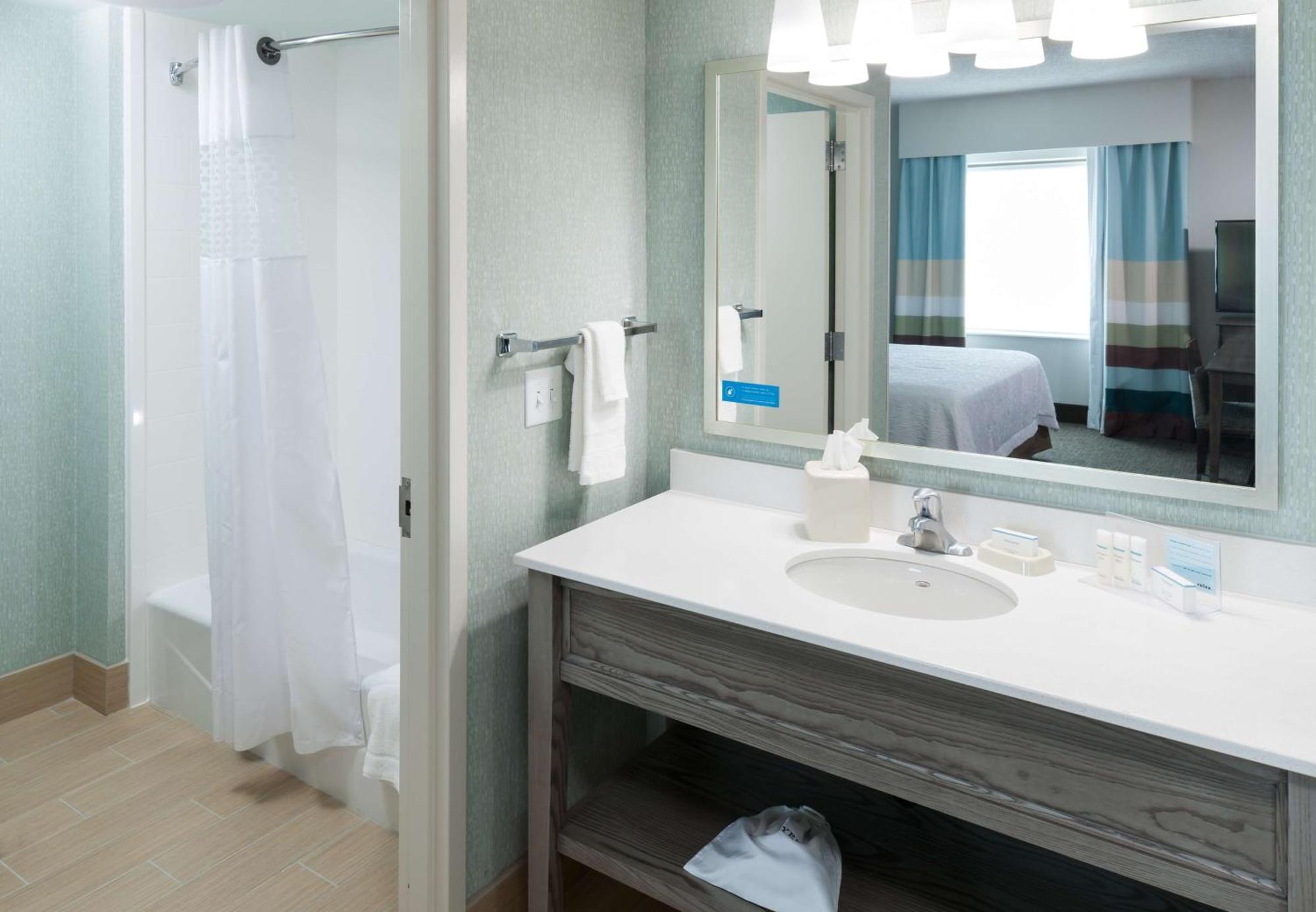 Hampton Inn & Suites By Hilton Carolina Beach Oceanfront Extérieur photo