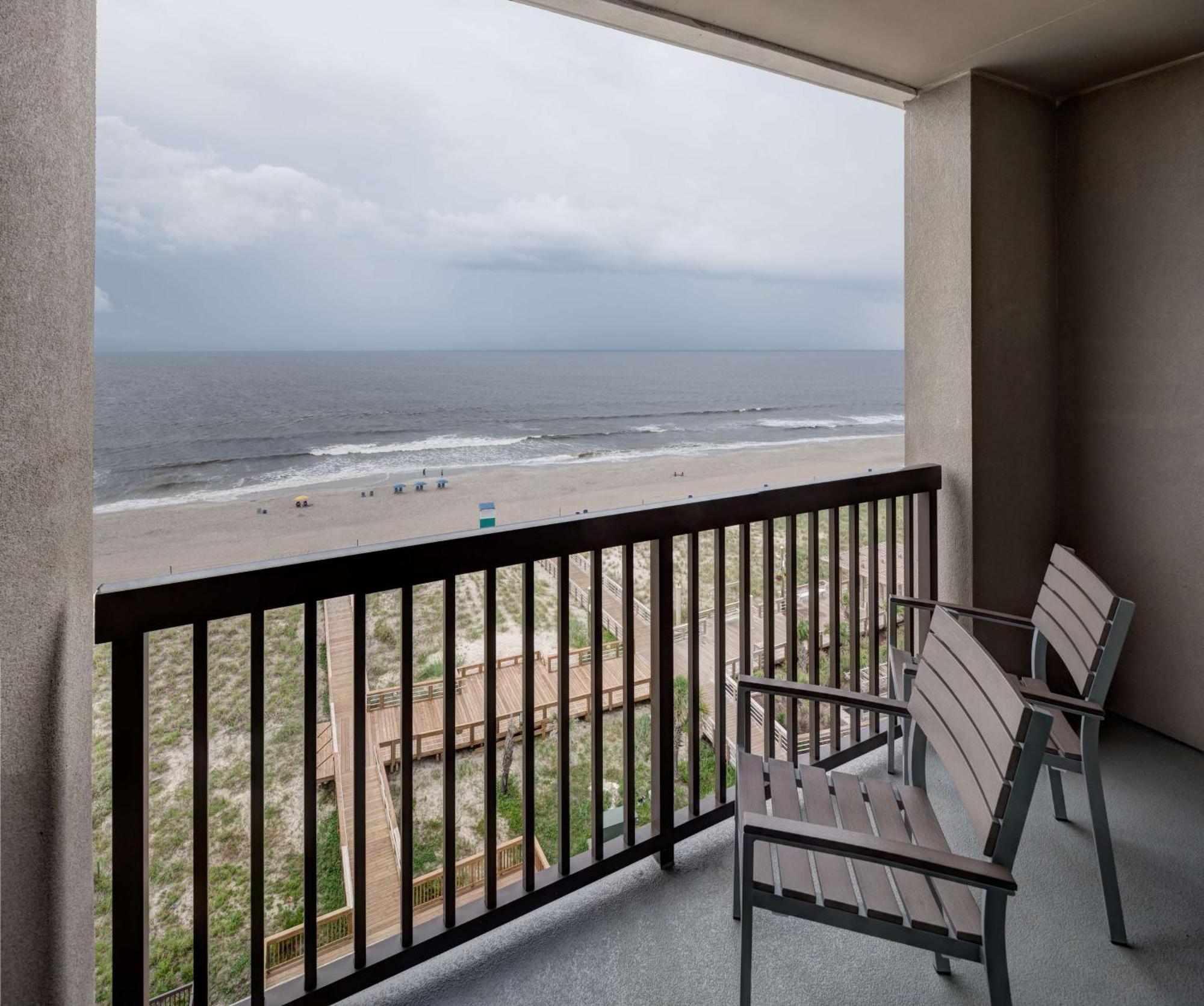 Hampton Inn & Suites By Hilton Carolina Beach Oceanfront Extérieur photo