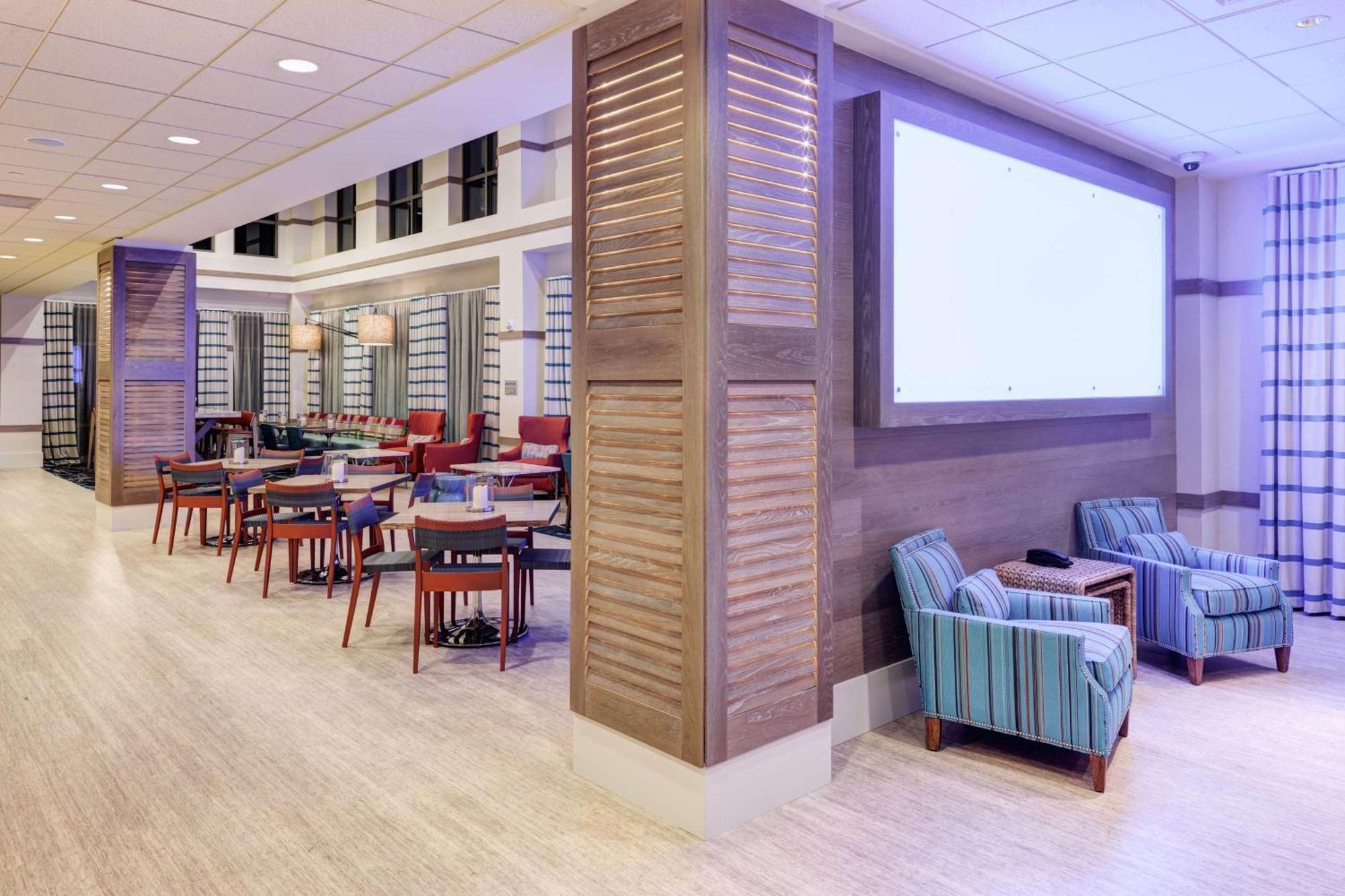 Hampton Inn & Suites By Hilton Carolina Beach Oceanfront Extérieur photo